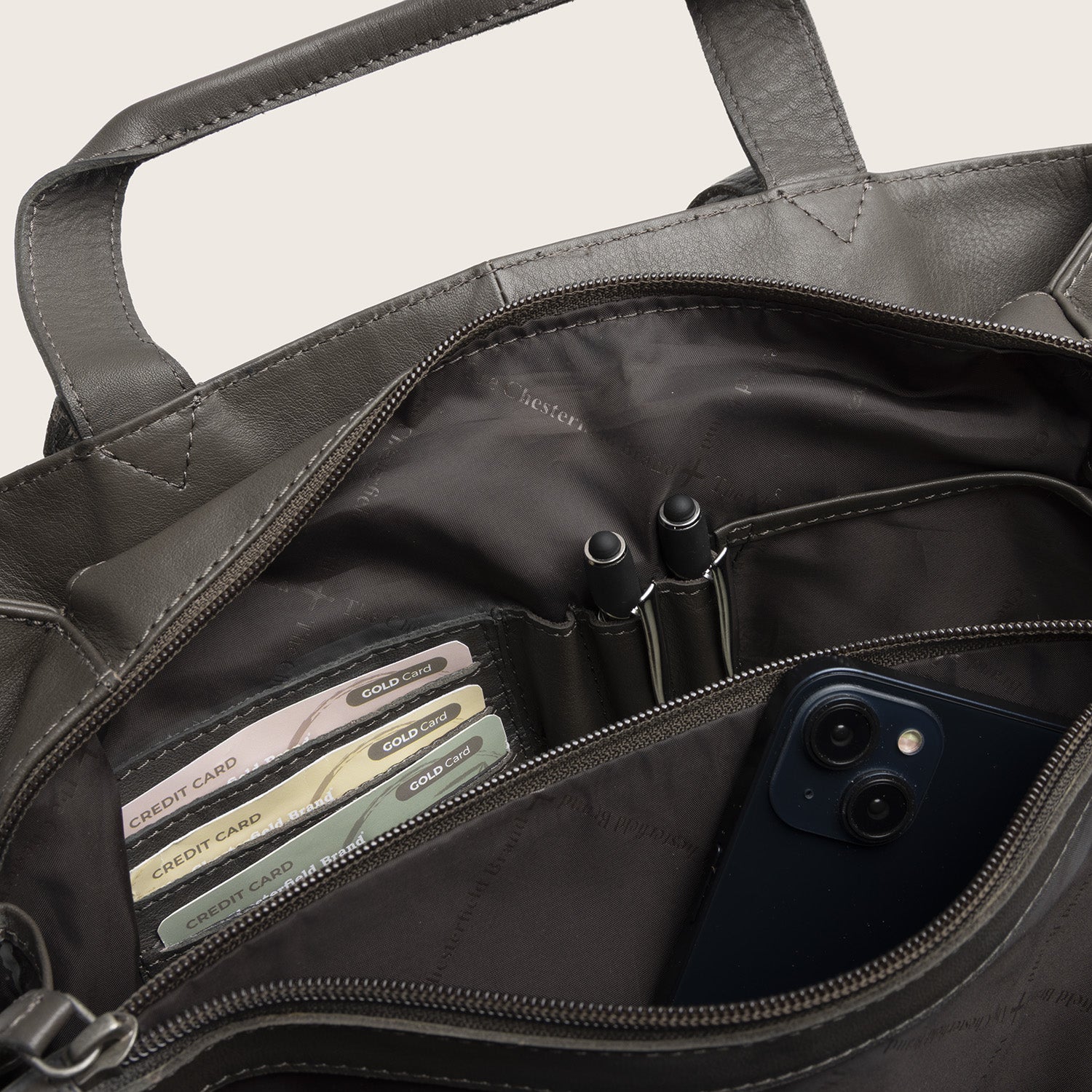 Sac Porté Épaule en Cuir Gris Argile Nerissa