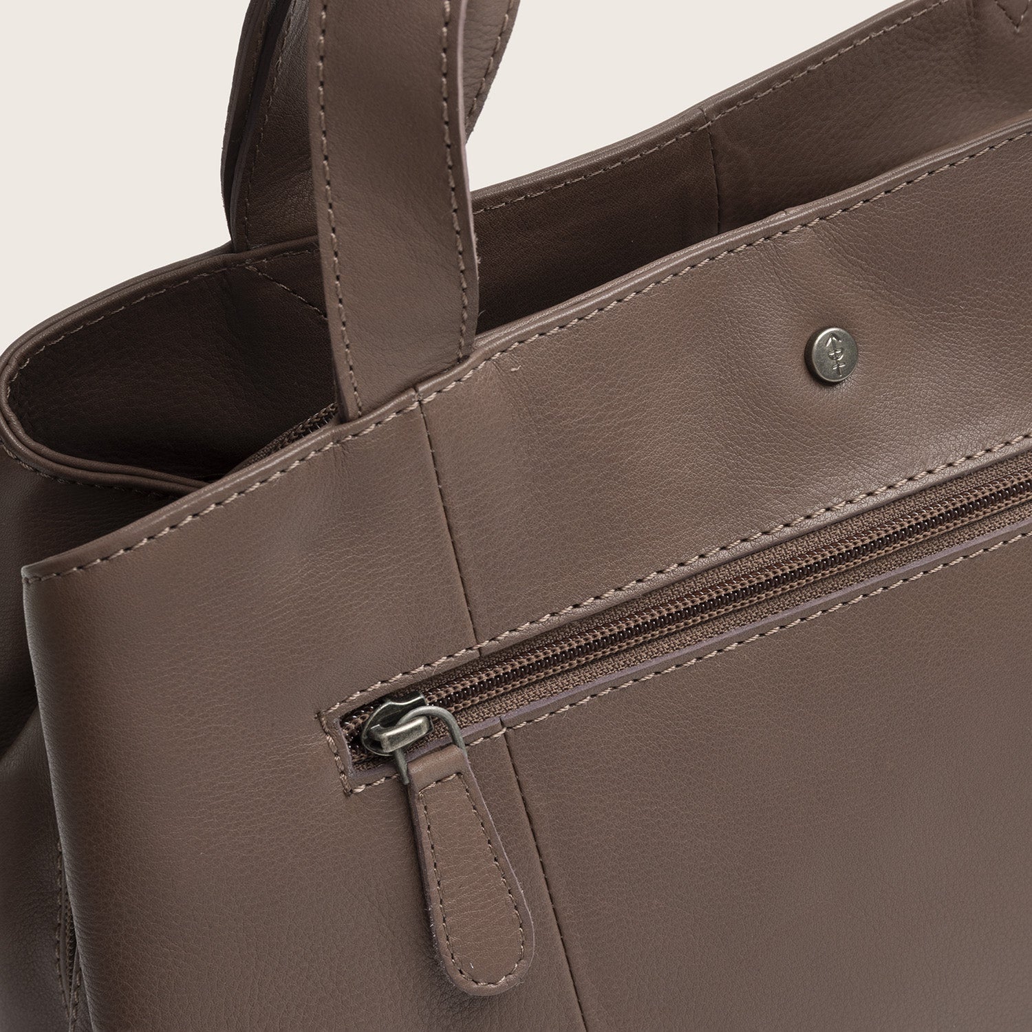 Sac Porté Épaule en Cuir Taupe Foncé Nerissa