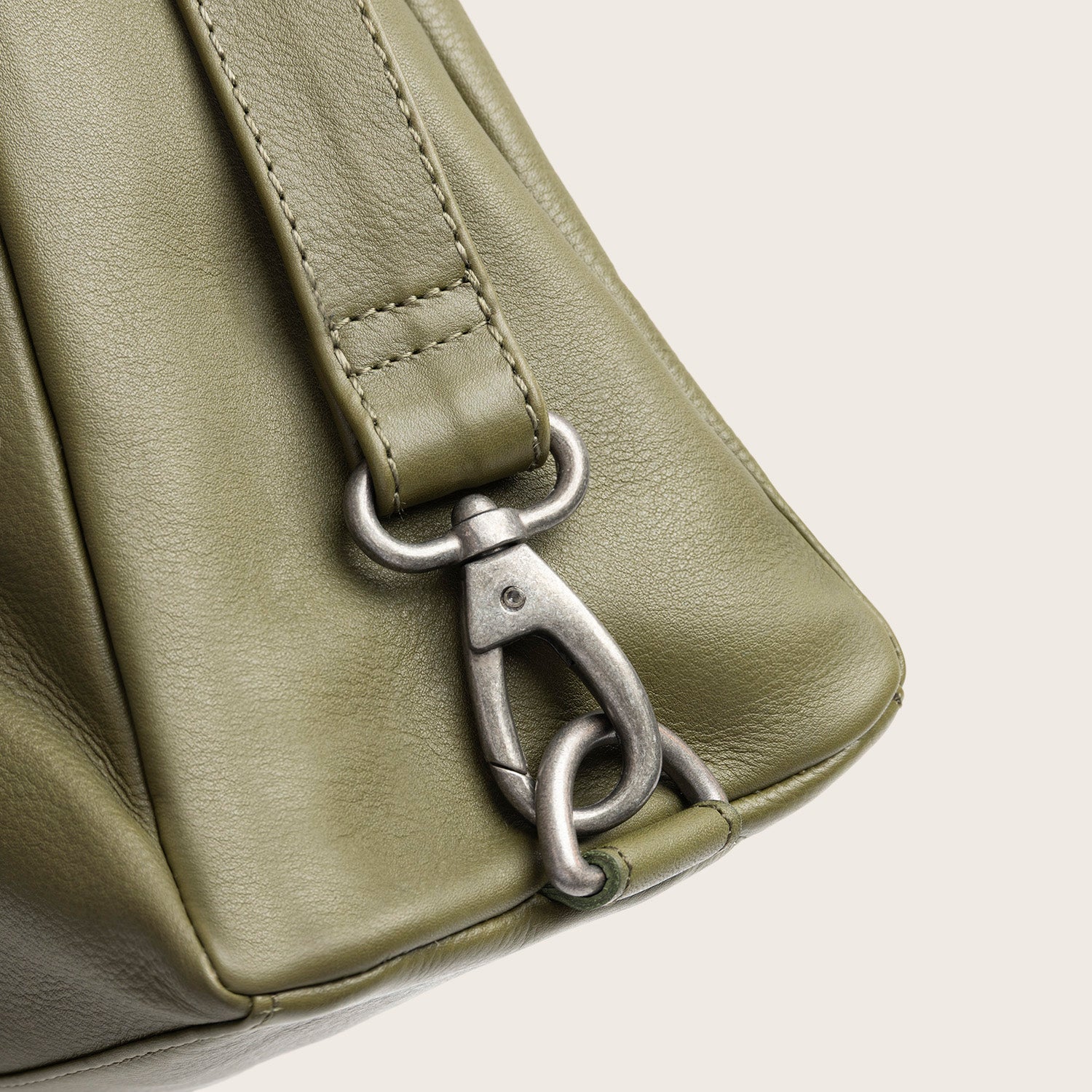 Sac Porté Épaule en Cuir Vert Olive Azura
