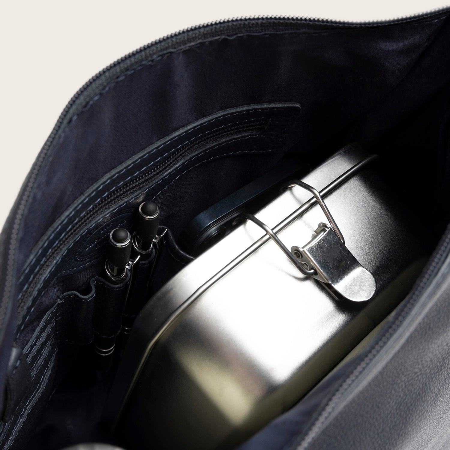 Sac Porté Épaule en Cuir Bleu Marine Azura