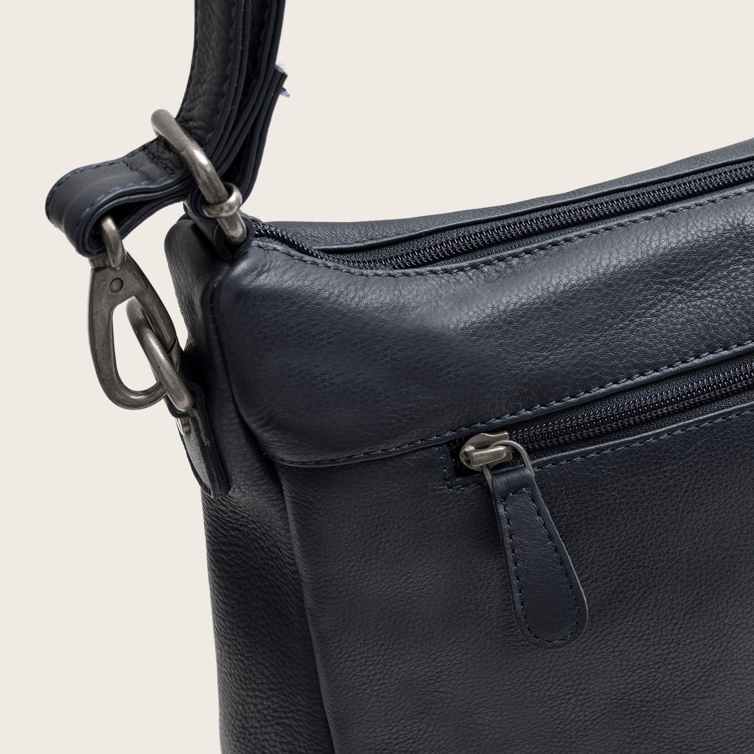 Sac Porté Épaule en Cuir Bleu Marine Azura