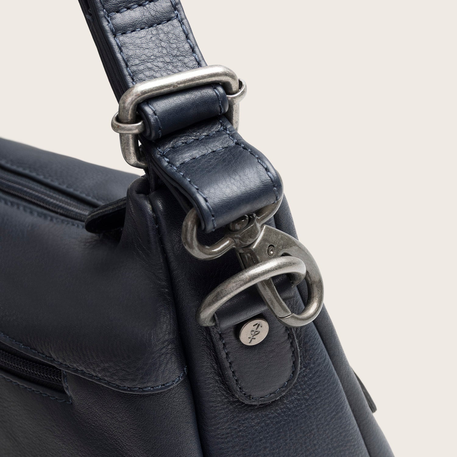 Sac Porté Épaule en Cuir Bleu Marine Azura