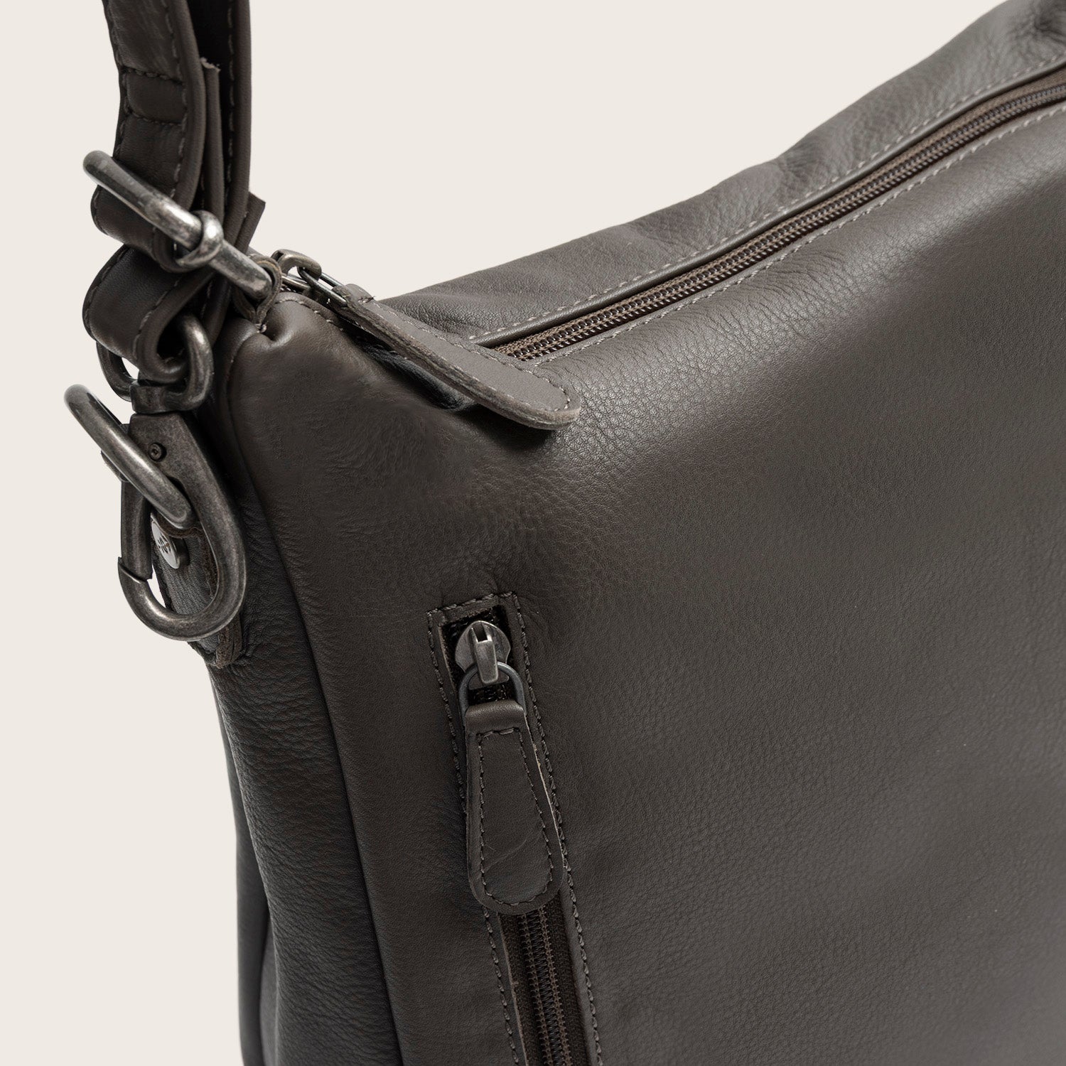 Leather Shoulder Bag Clay Grey Azura