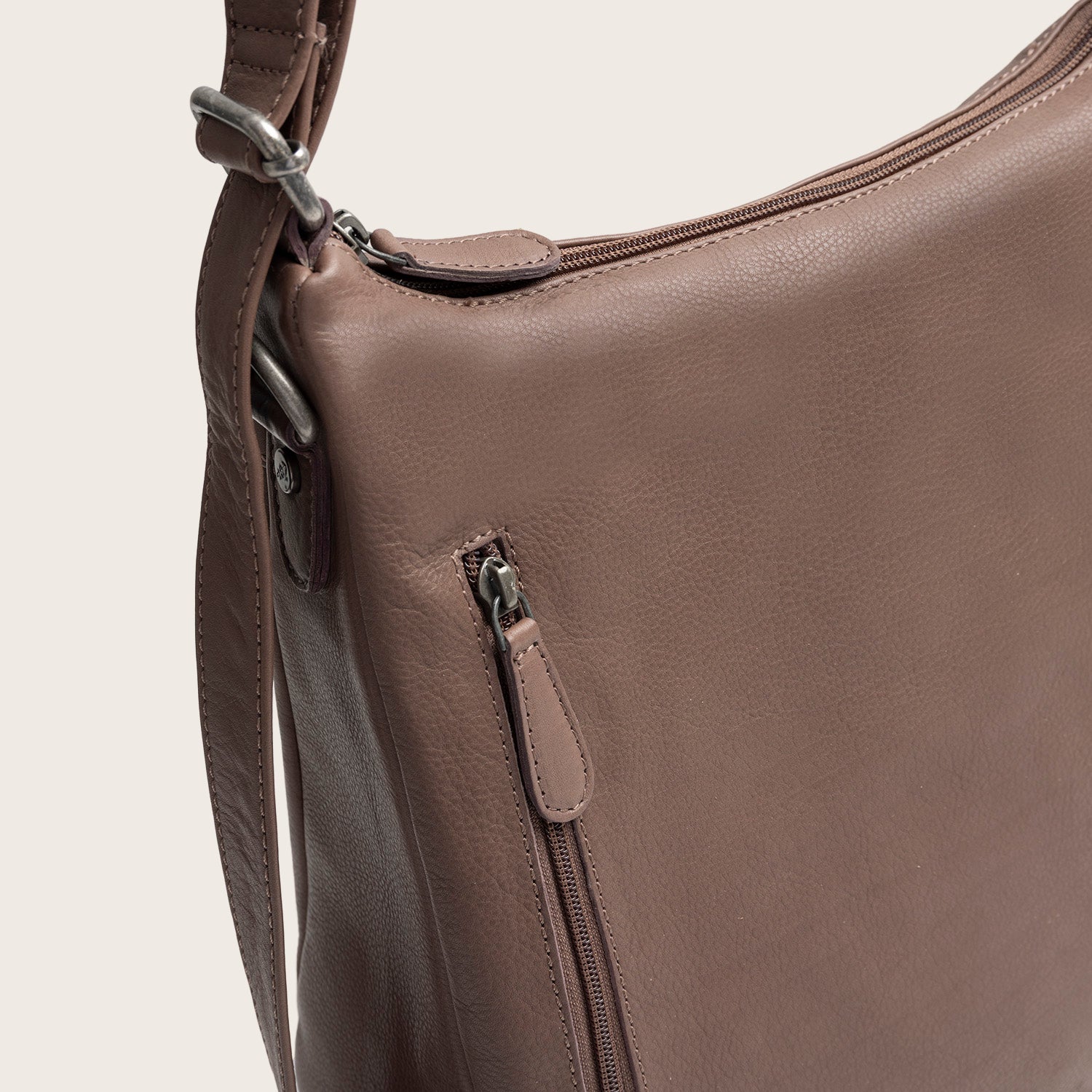 Sac Porté Épaule en Cuir Taupe Foncé Azura