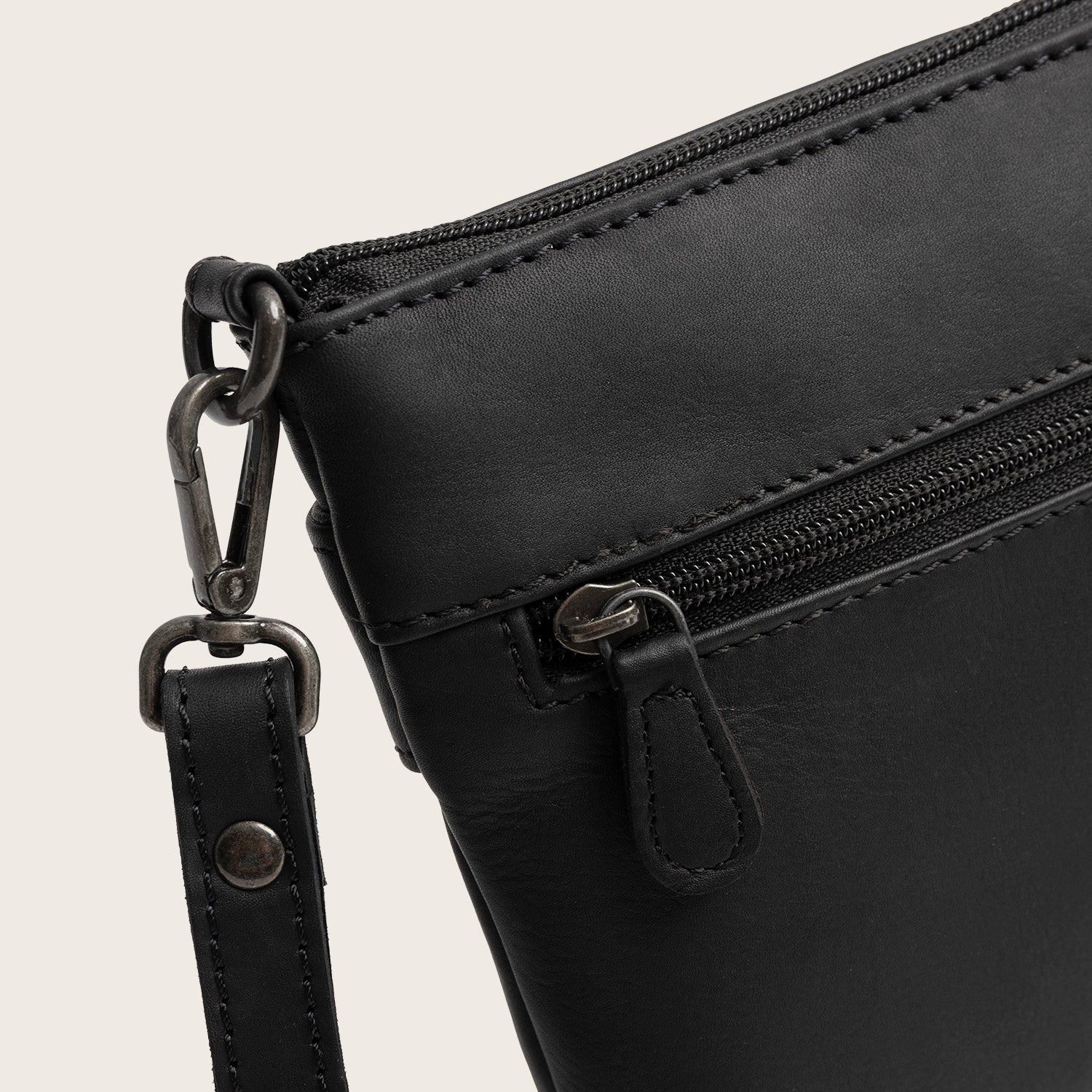 Sac Bandoulière en Cuir Noir Harlan