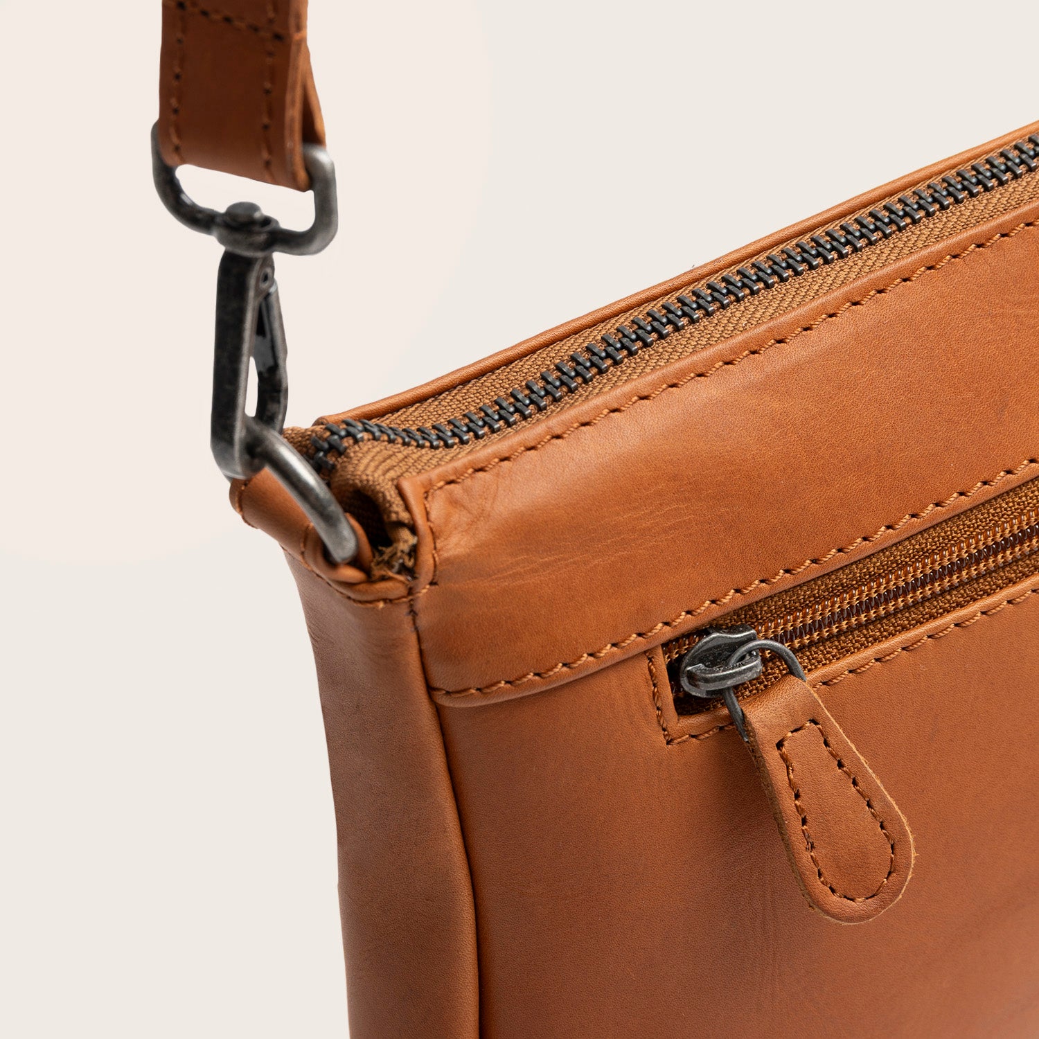 Leather Crossbody Bag Cognac Orinoco