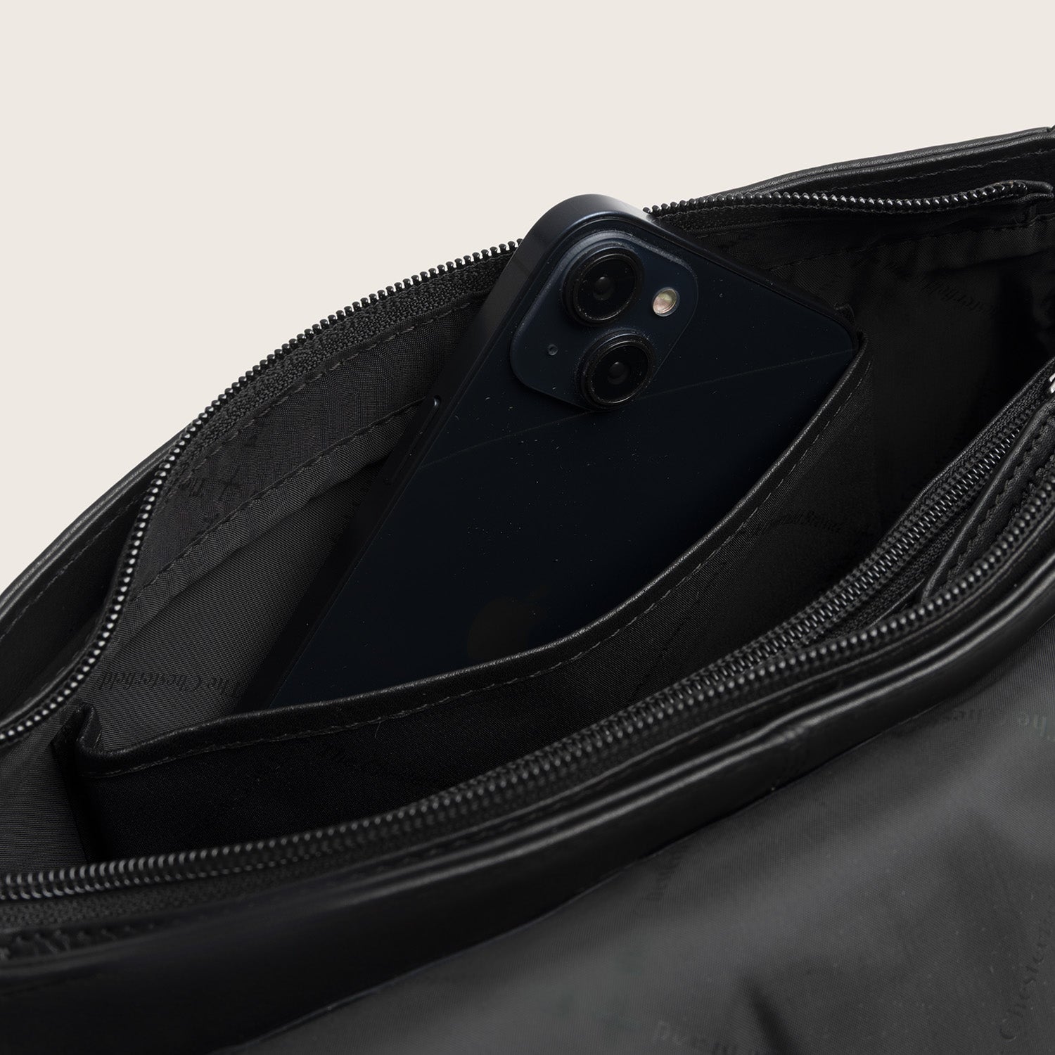 Sac Porté Épaule en Cuir Noir Zora