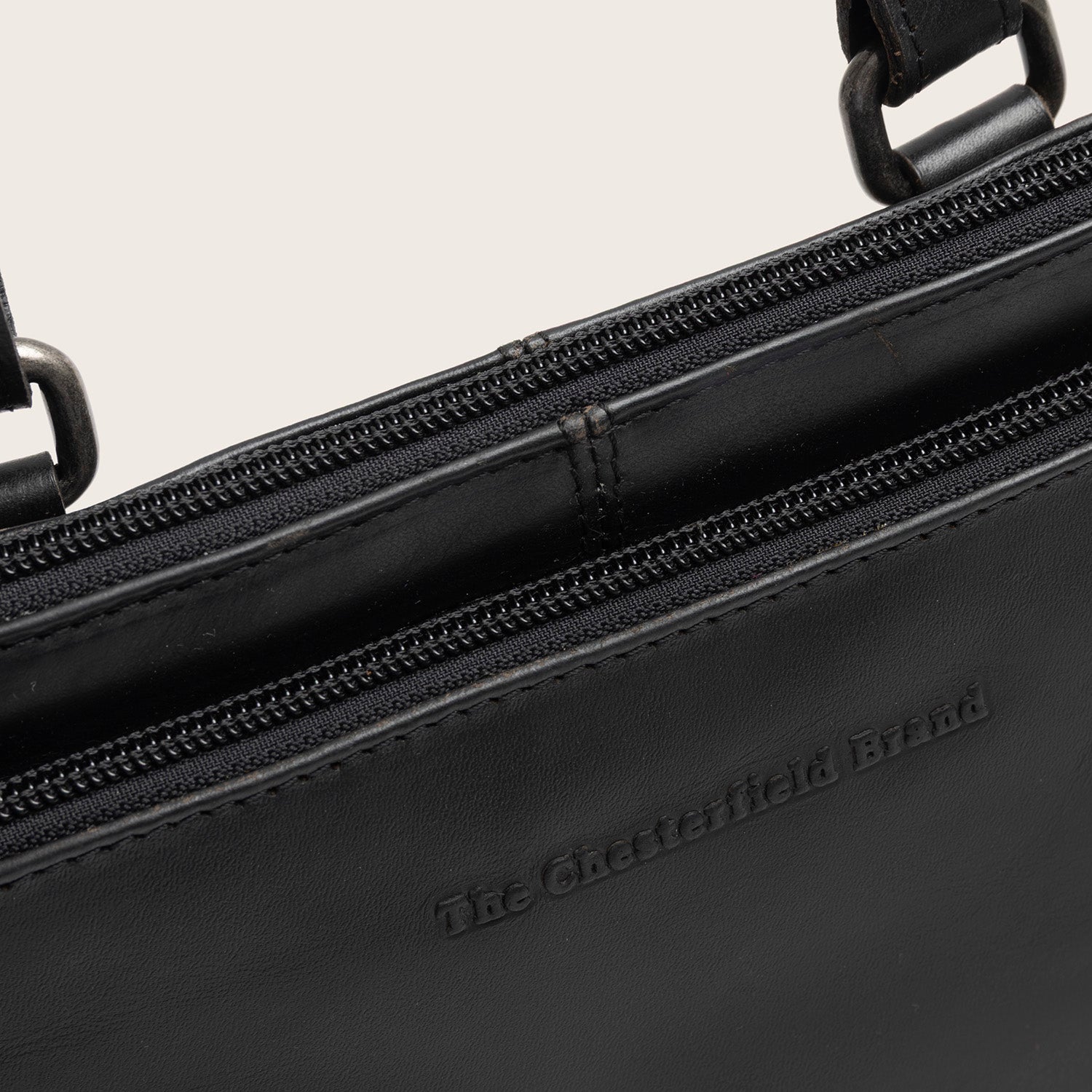 Sac Bandoulière en Cuir Noir Caia