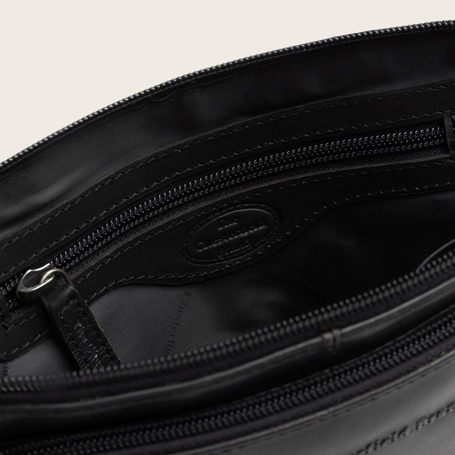Sac Bandoulière en Cuir Noir Caia