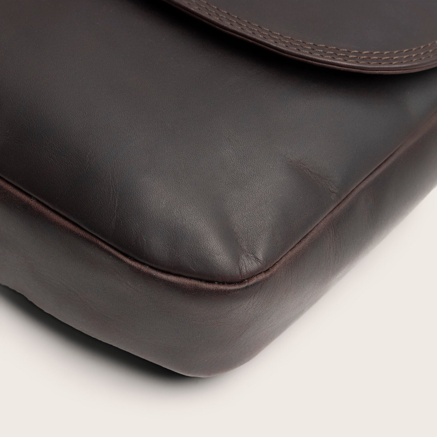 Sac Bandoulière en Cuir Marron Vayana