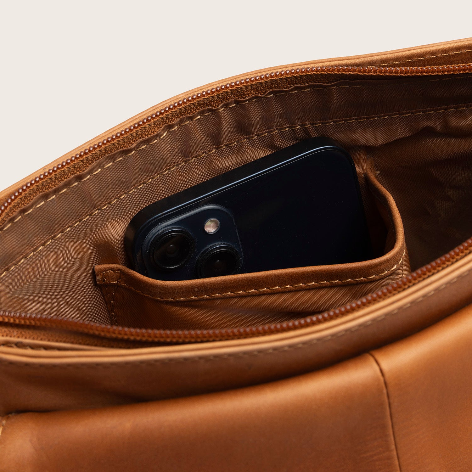 Sac Bandoulière en Cuir Cognac Vayana