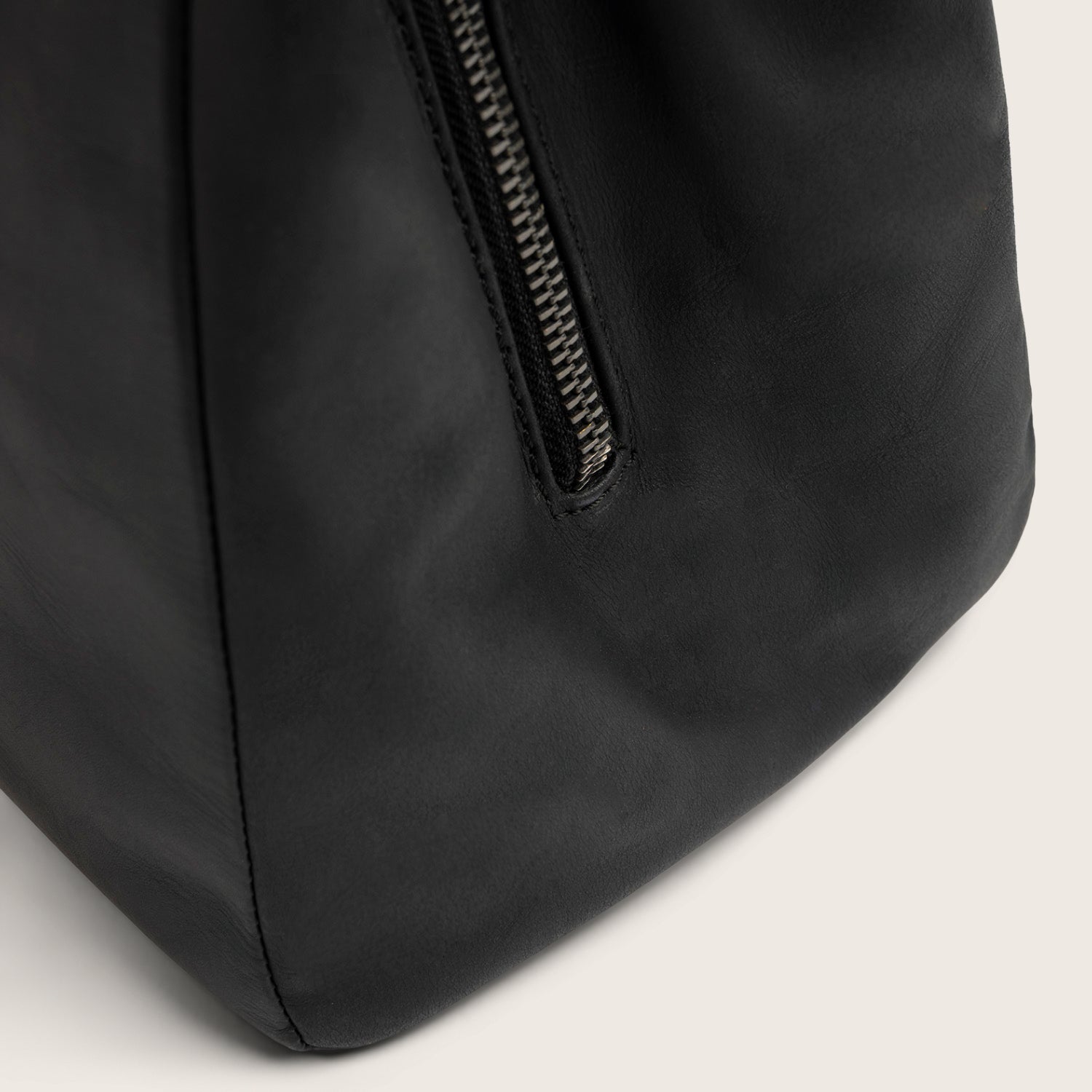 Sac Porté Épaule en Cuir Noir Lioren