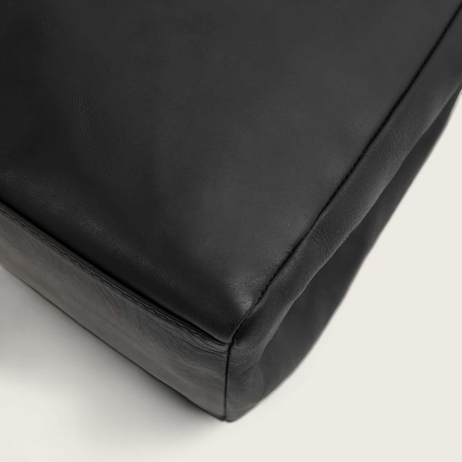 Sac Porté Épaule en Cuir Noir Lioren