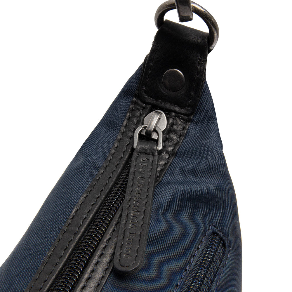 Leather Shoulder Bag Navy Lovund