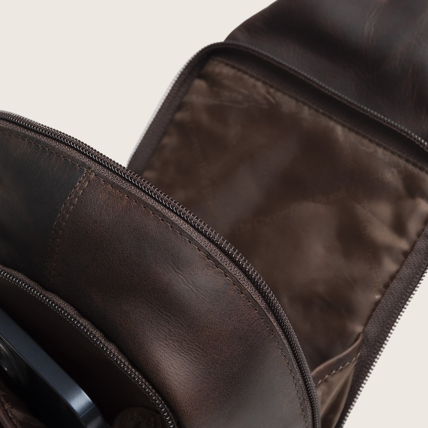Leder Slingbag Braun Riga