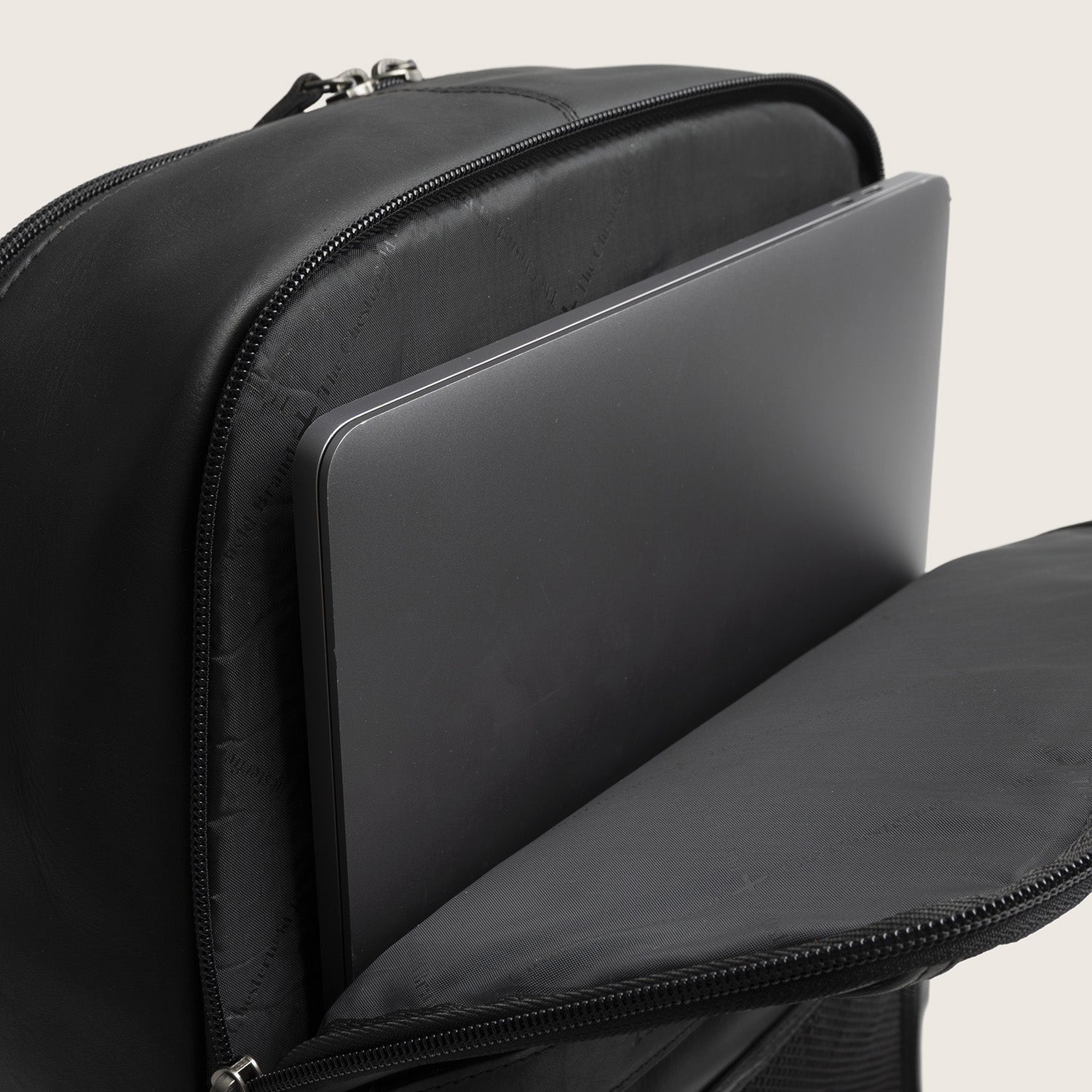 Leather Laptop Backpack Black Detroit