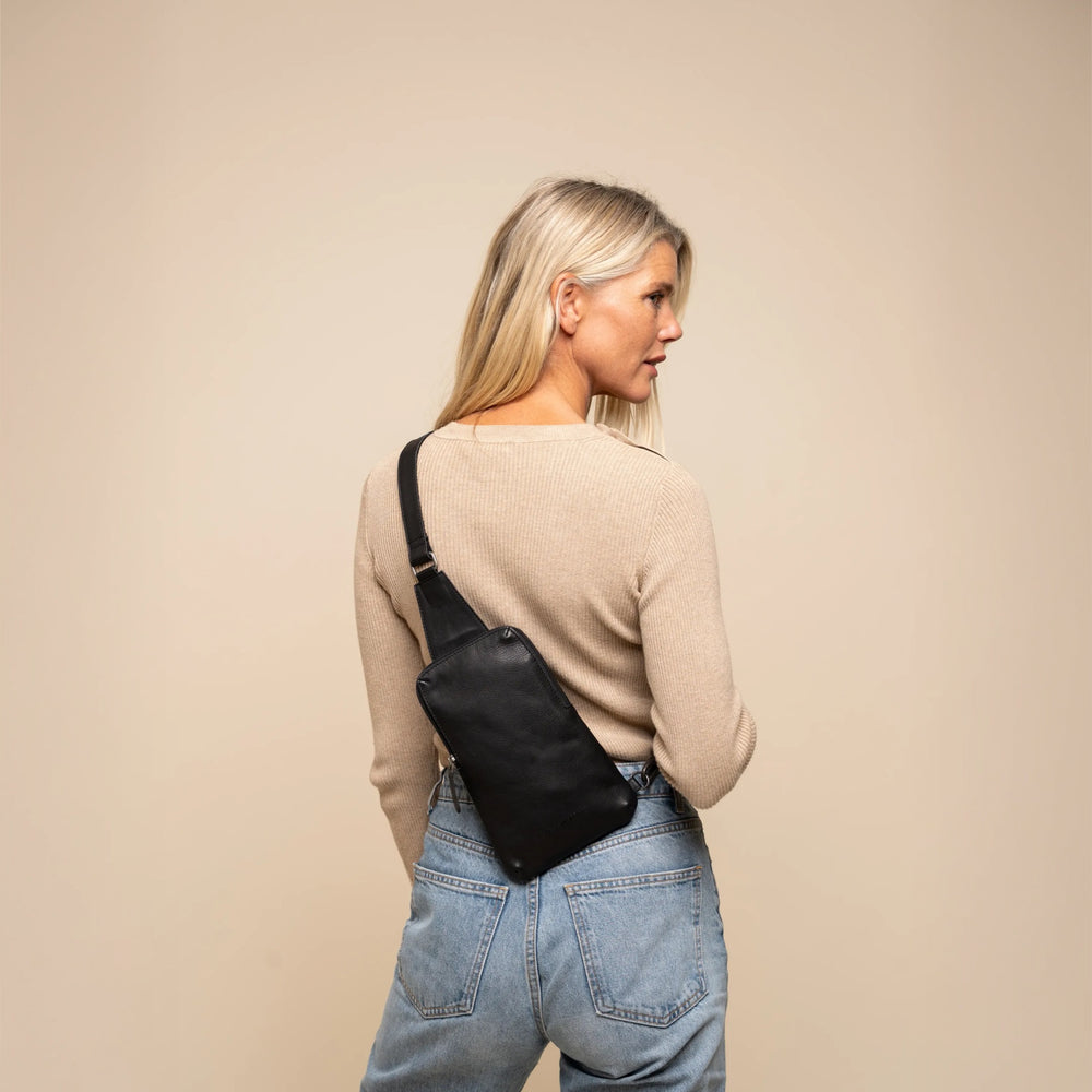 Leren Sling Bag Zwart Isley