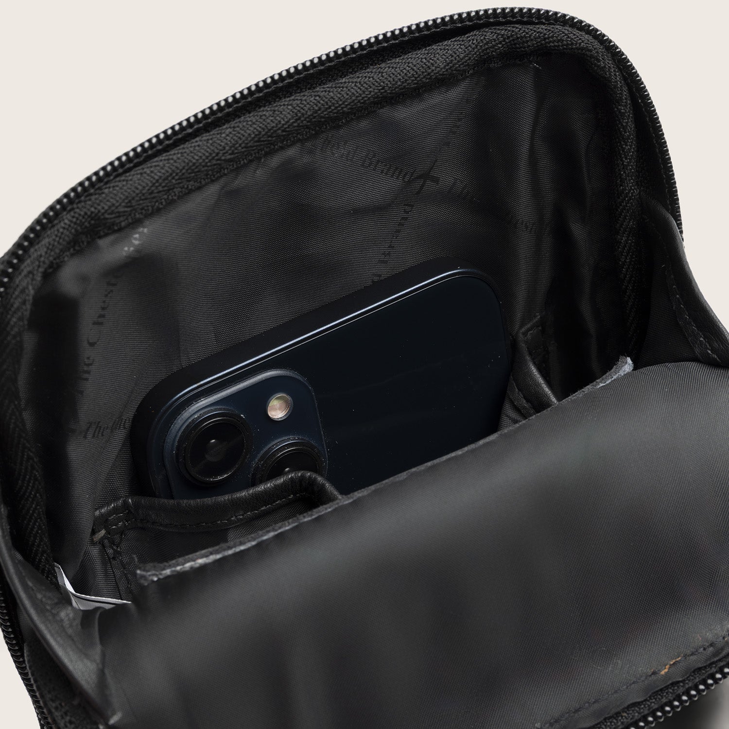 Sacoche Holster en Cuir Noir Isley