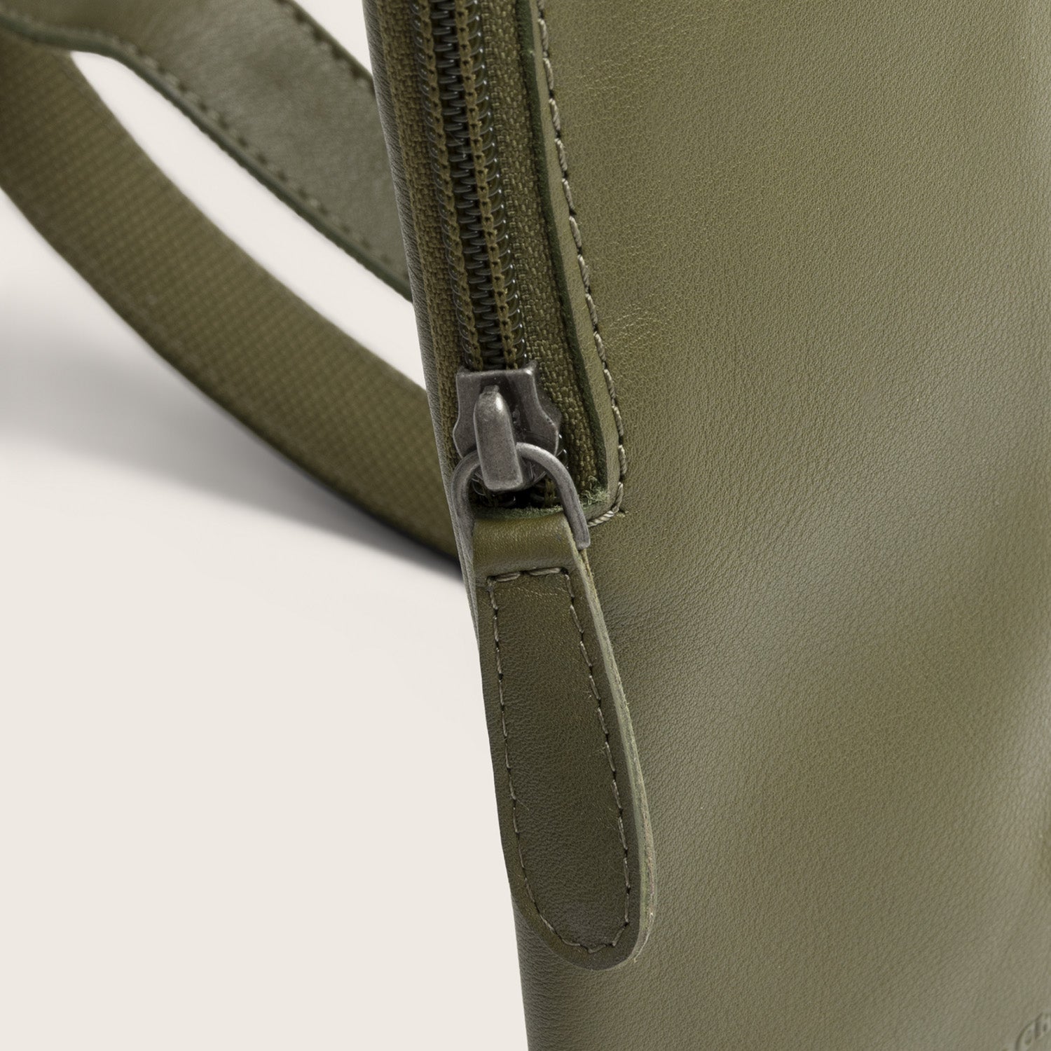 Sacoche Holster en Cuir Vert Olive Isley