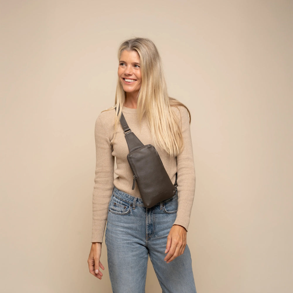 Leren Sling Bag Klei Grijs Isley