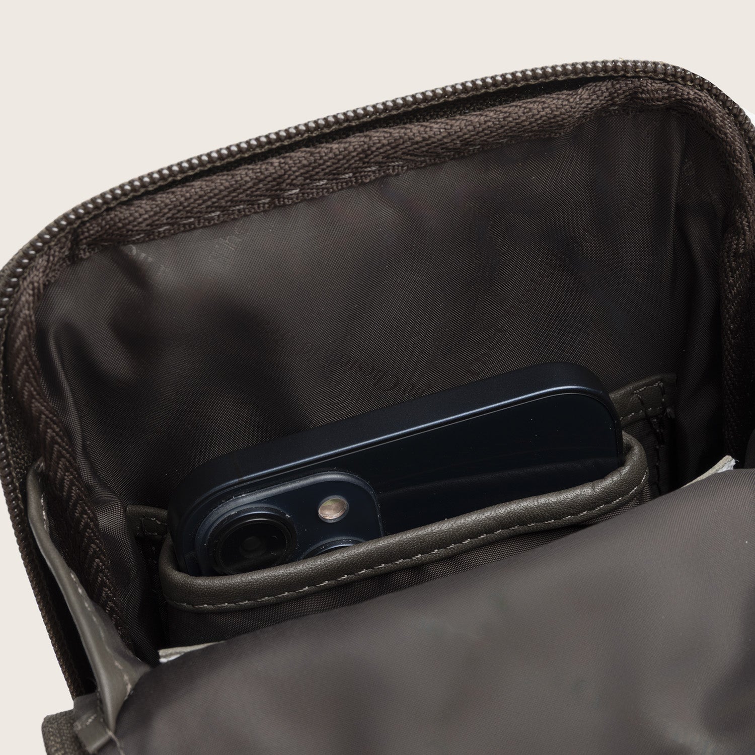 Leather Sling Bag Clay Grey Isley