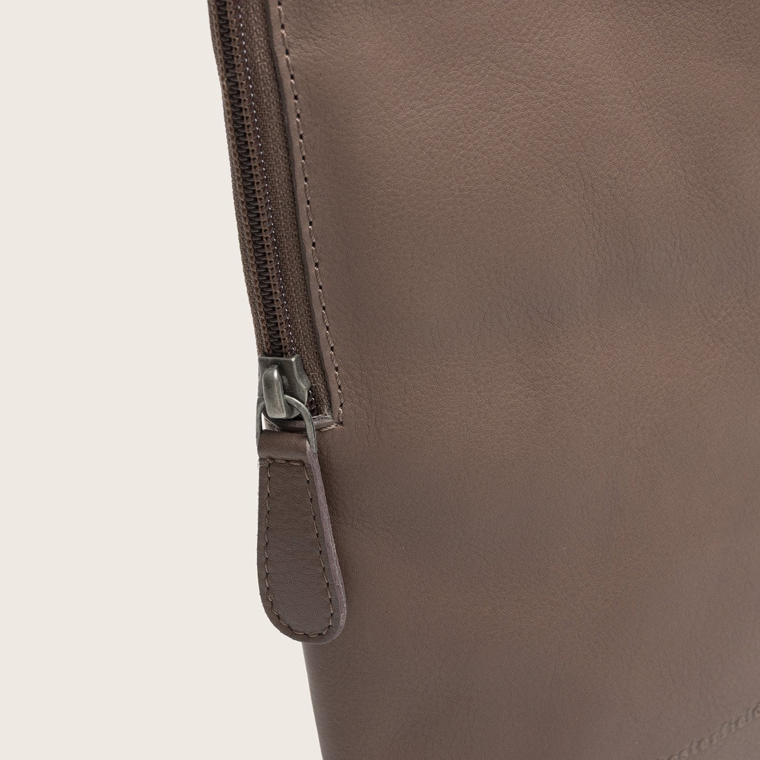 Sacoche Holster en Cuir Taupe Foncé Isley