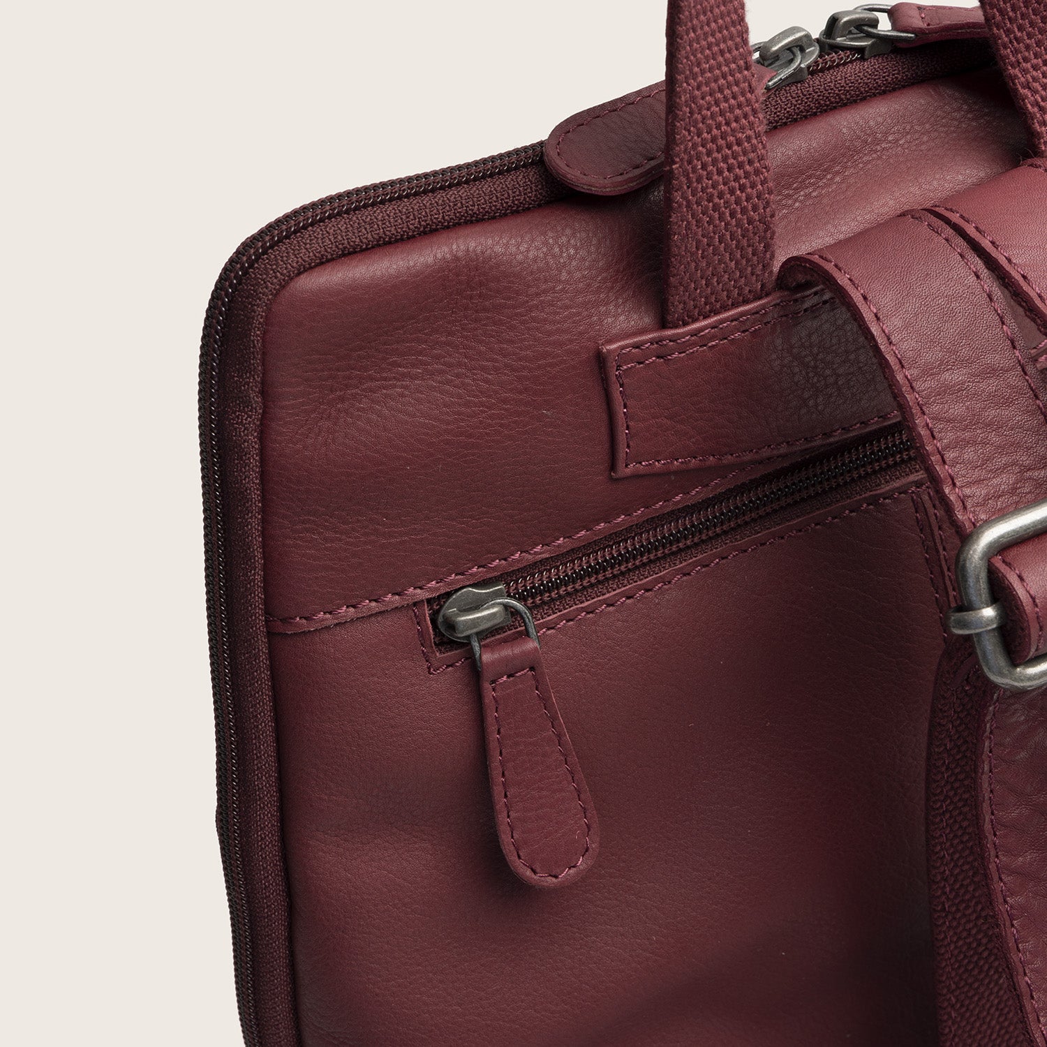 Leder Rucksack Beere Ilara