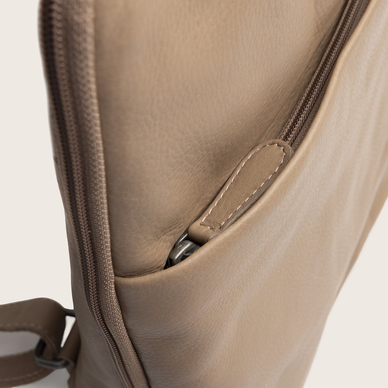 Leder Rucksack Taupe Ilara