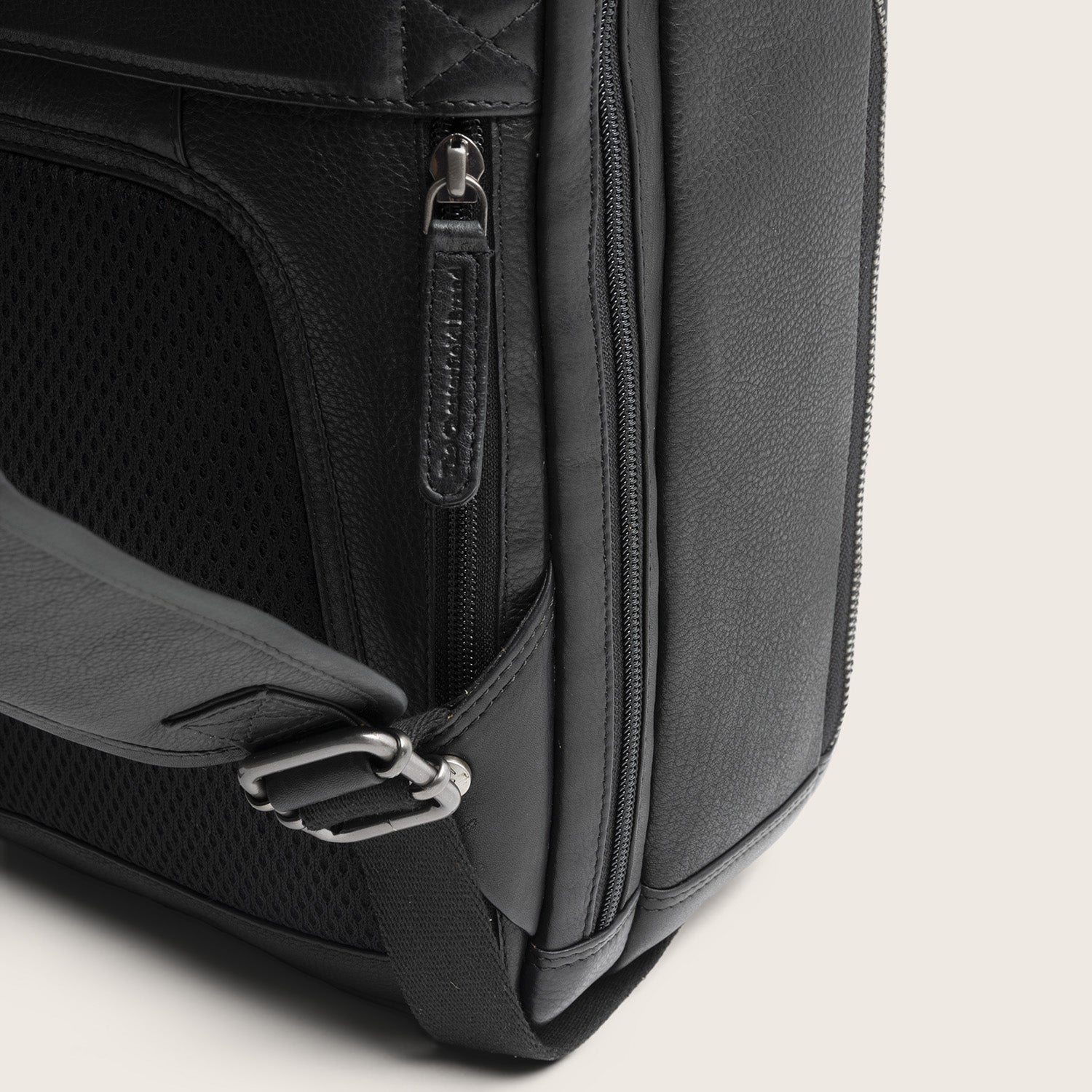 Leder Laptoprucksack Schwarz Serenzo