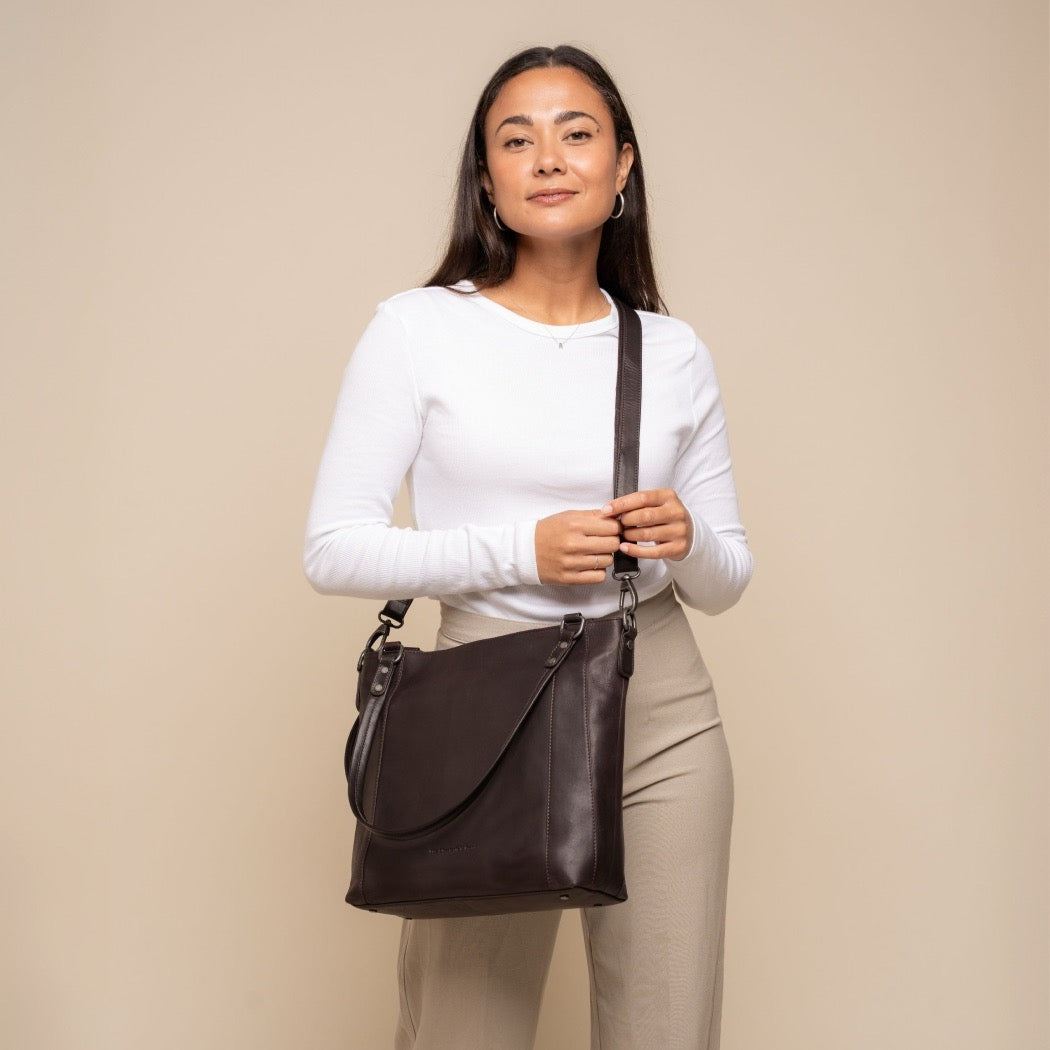 Leather Shoulder Bag Brown Elira