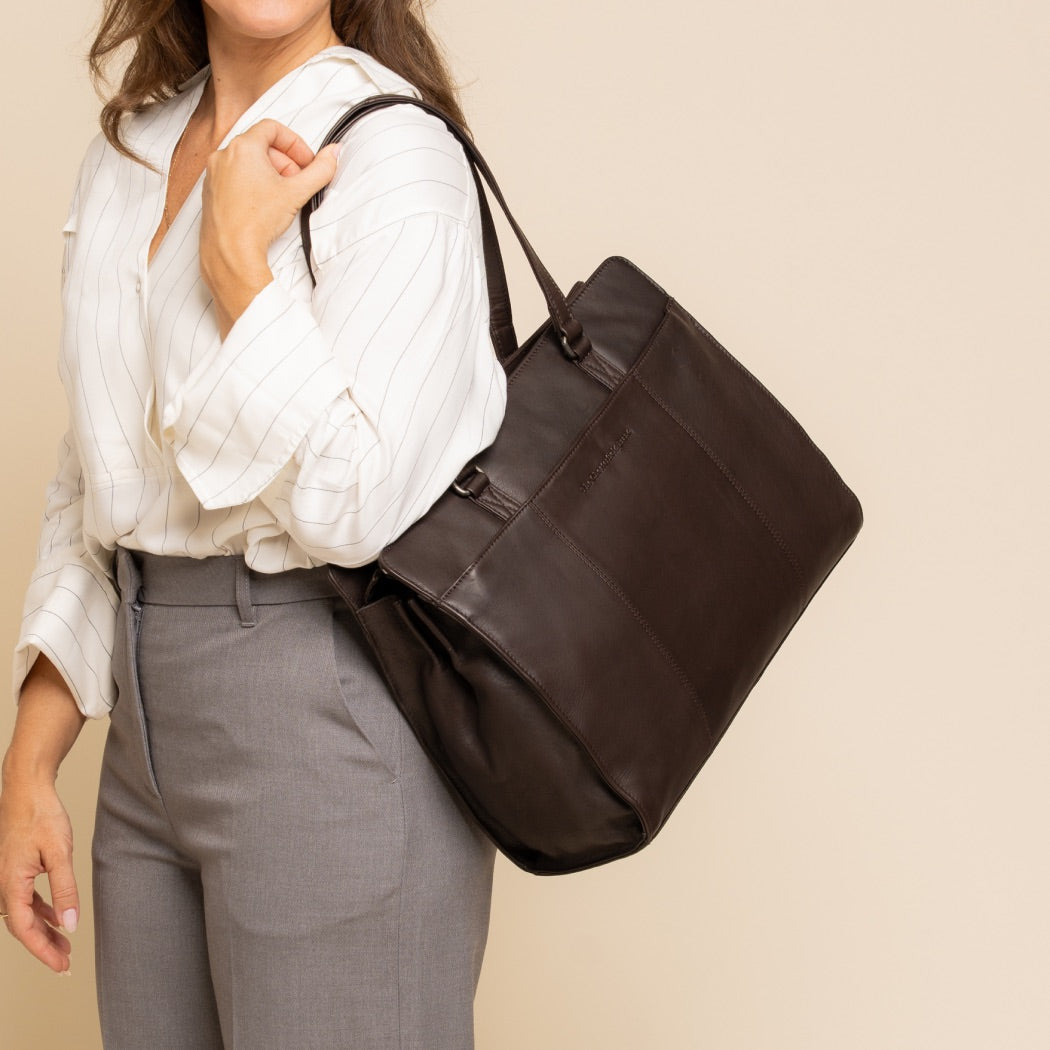 Leather Shoulder Bag Brown Fidenza