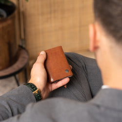 Leather Card Holder Cognac Gabriela