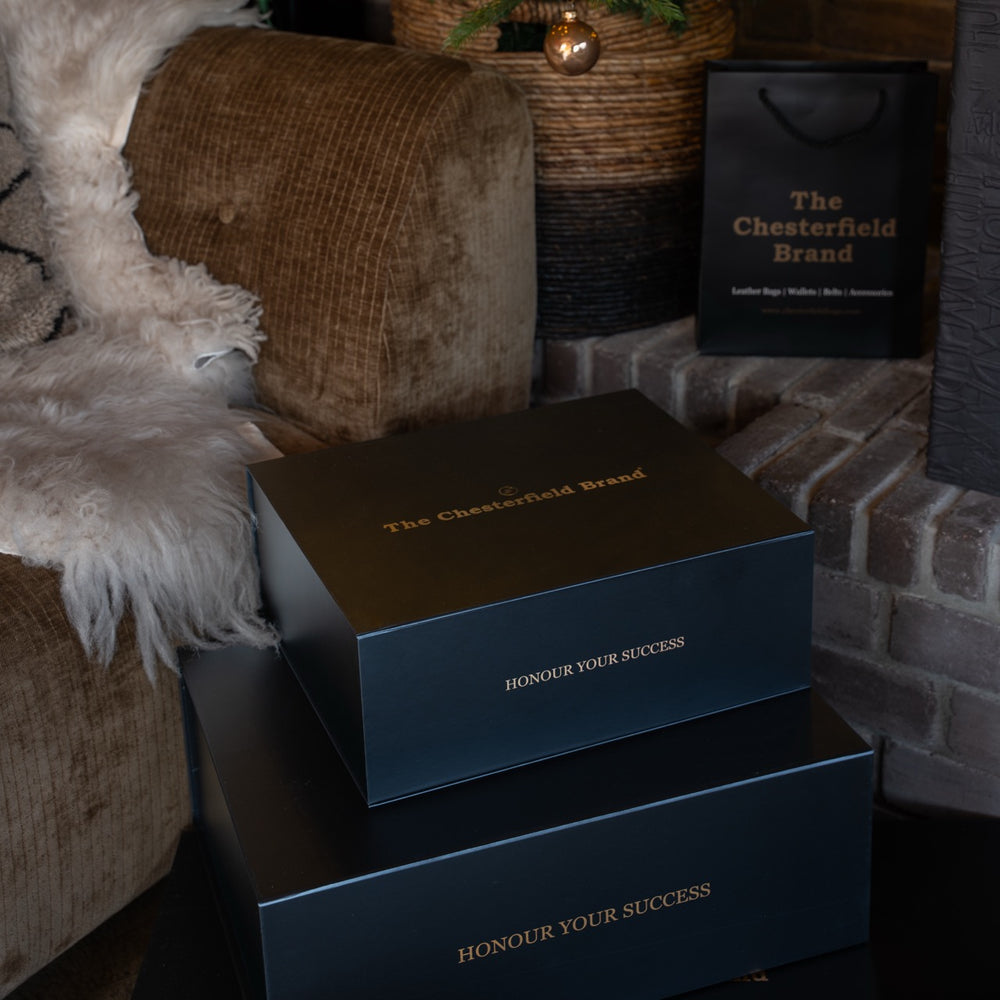 Geschenkset Leder Kulturtasche Cognac Stacey mit Rituals Duschschaum