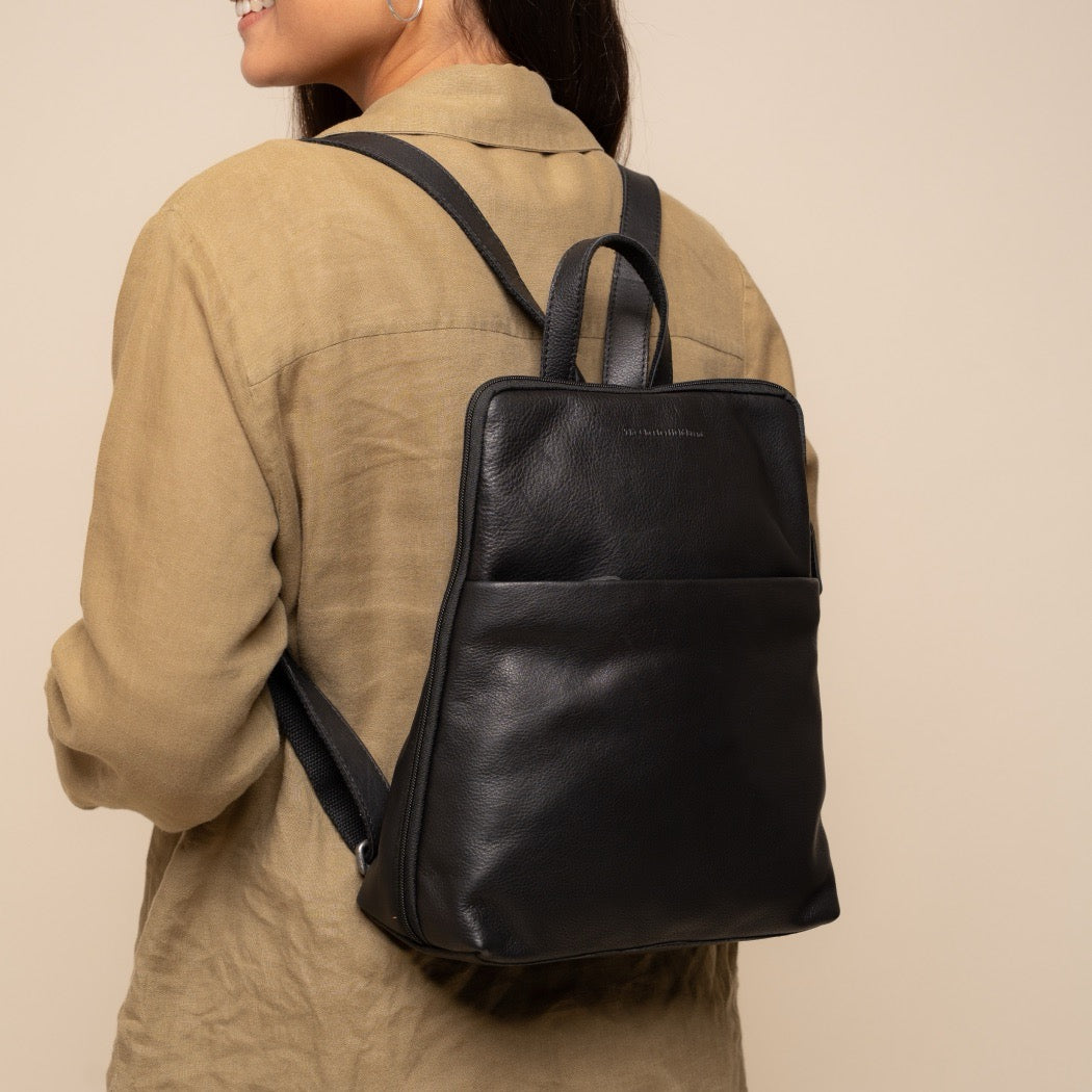 Sac à Dos en Cuir Noir Ilara