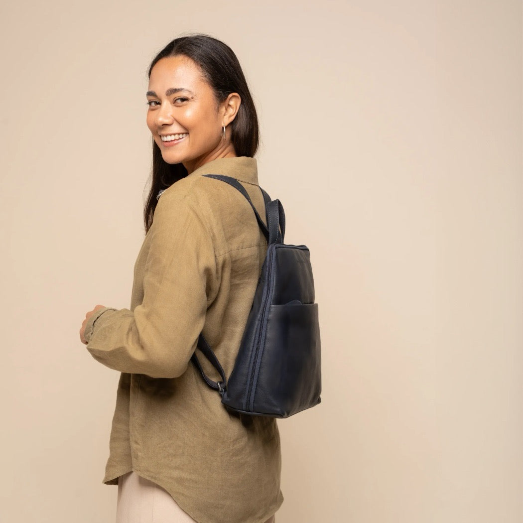 Leder Rucksack Navy Ilara