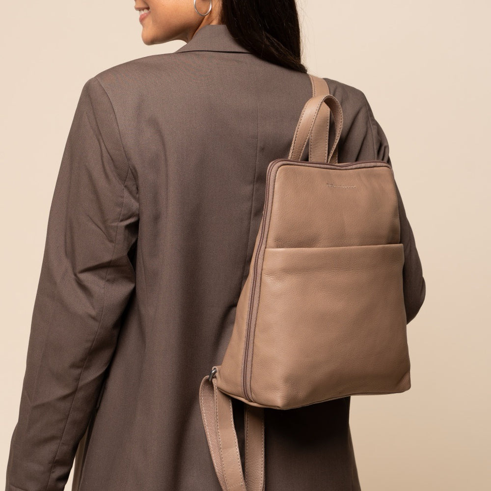 Leather Backpack Taupe Ilara