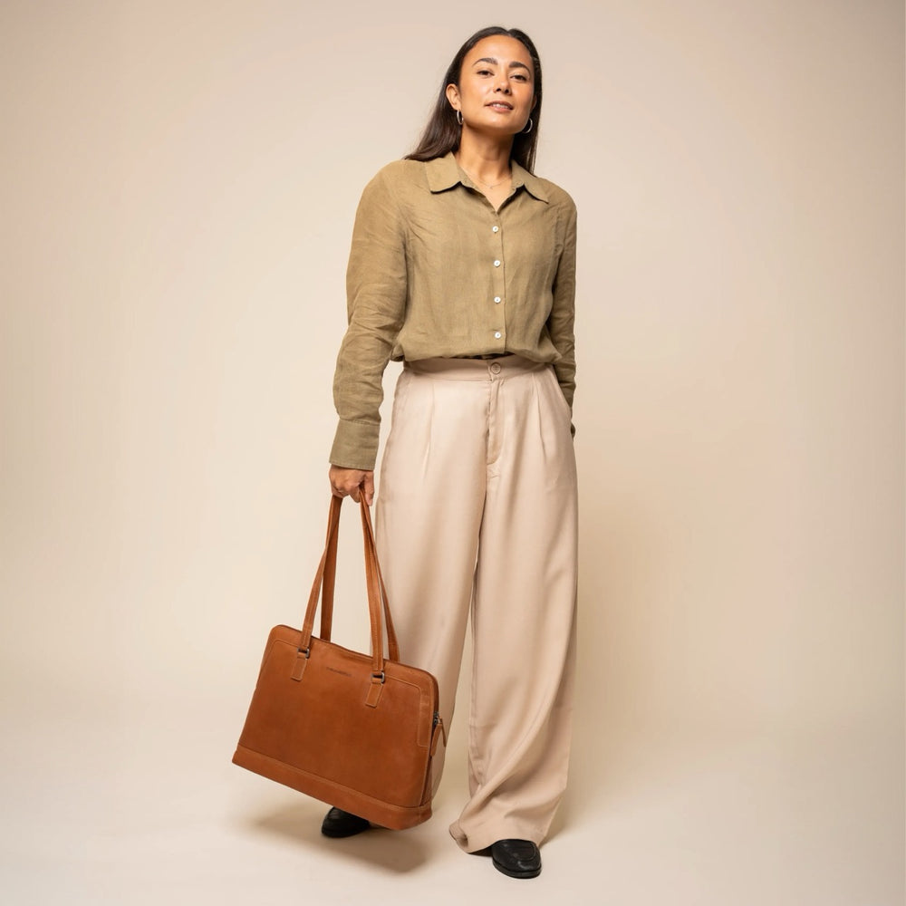 Sac Porté Épaule Ordinateur en Cuir Cognac Isara