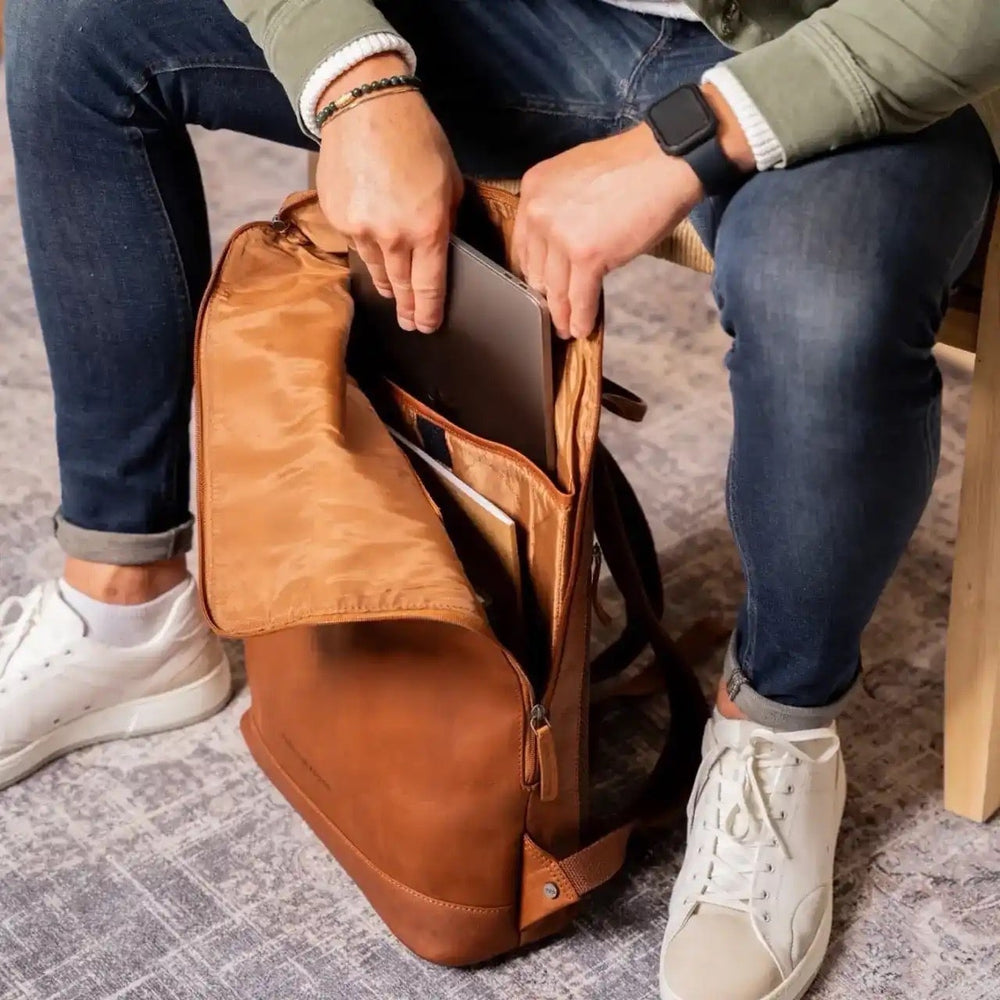 Leather Laptop Backpack Cognac Larsson