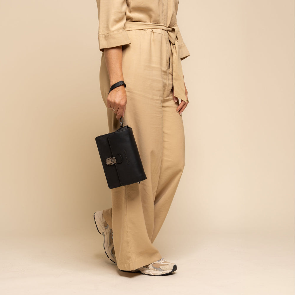 Leder Umhängetasche Schwartz Lucca