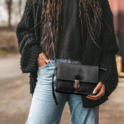 Sac Bandoulière en Cuir Noir Lucca