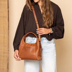 Leather Shoulder Bag Cognac Lunera