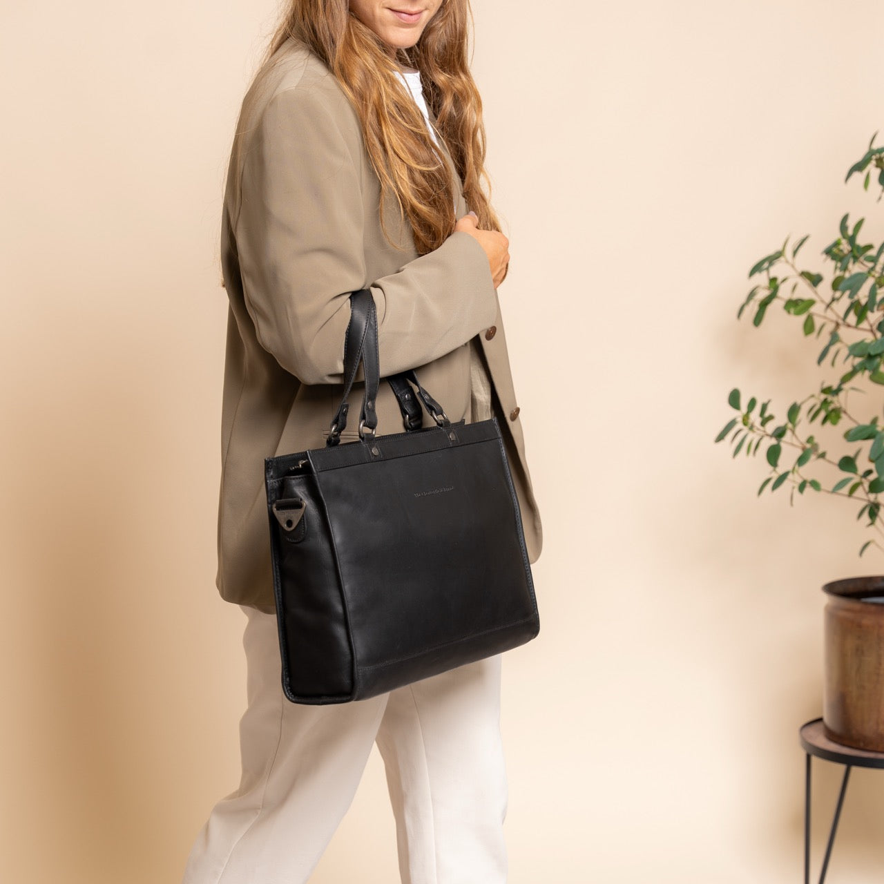 Cabas en Cuir Noir Manly