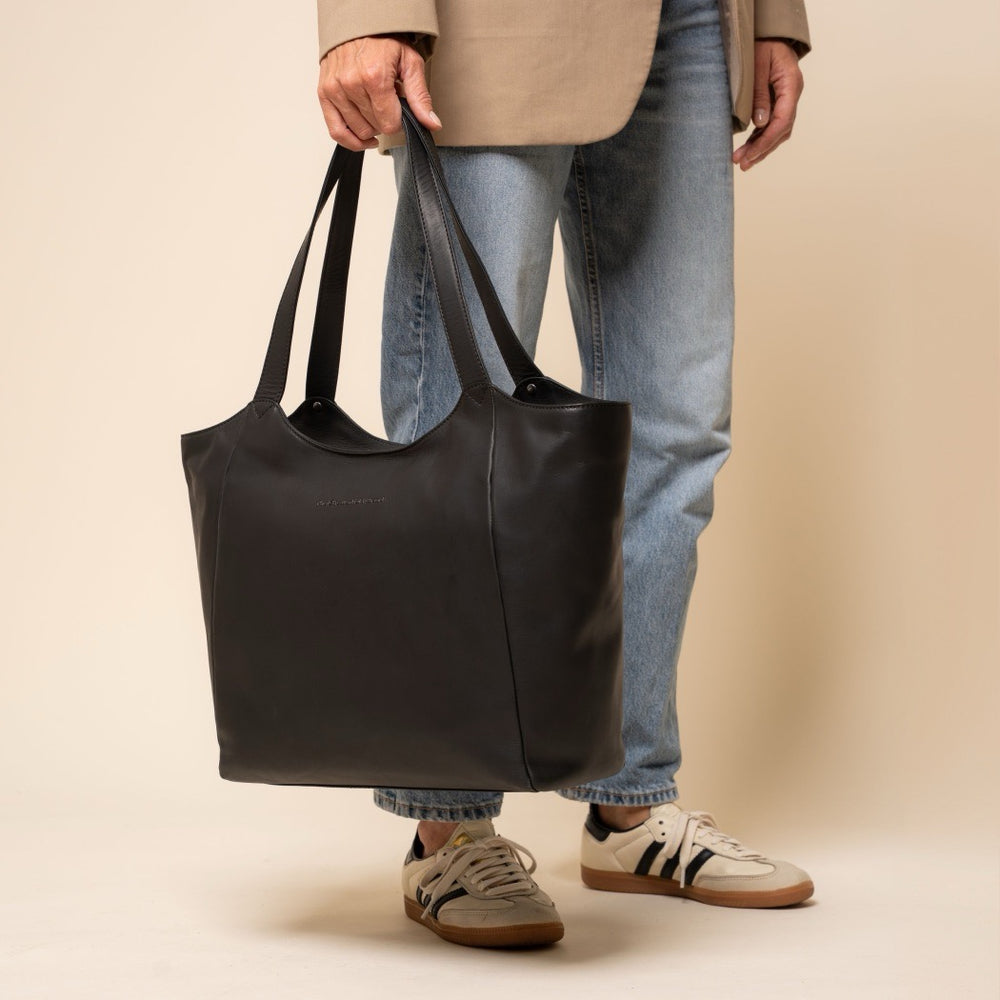 Sac Cabas en Cuir Noir Mireya