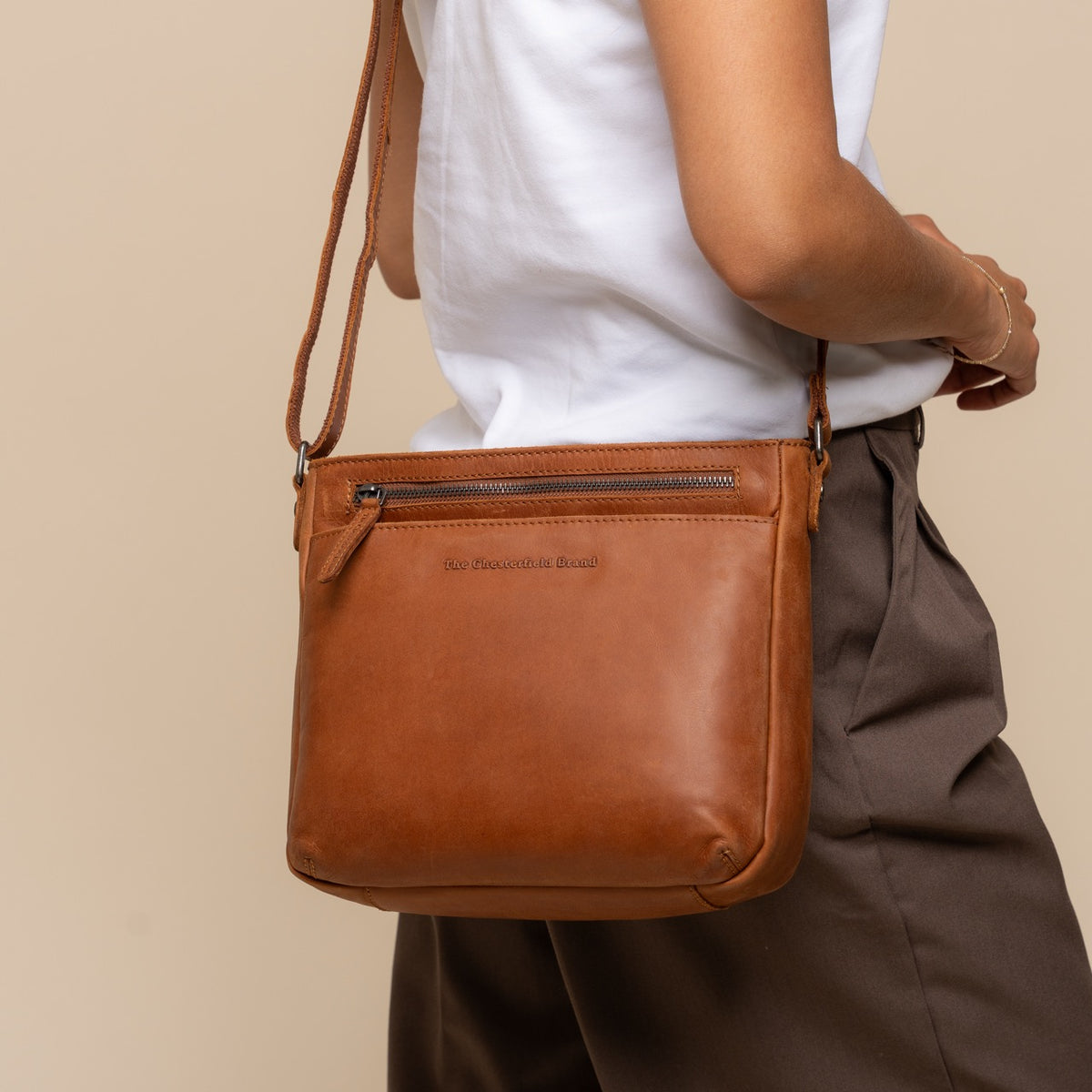 Leather Crossbody Bag Cognac Mumbai