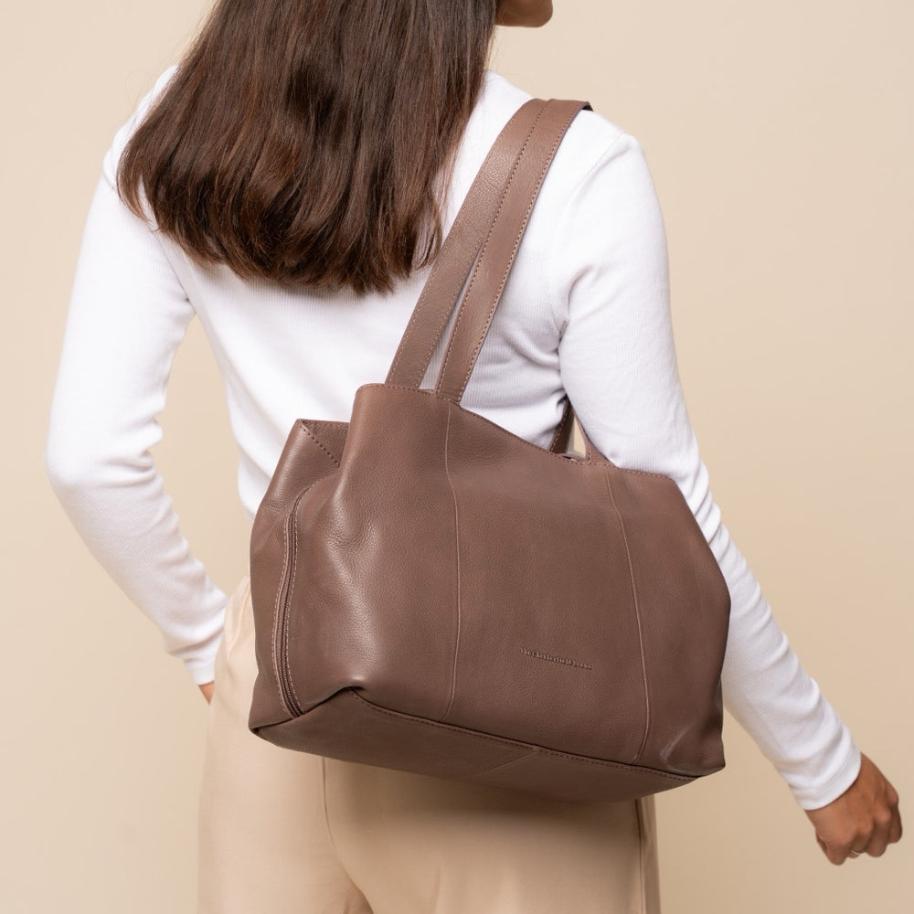 Sac Porté Épaule en Cuir Taupe Foncé Nerissa