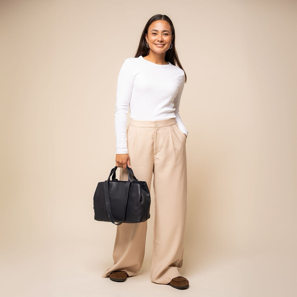 Sac Porté Épaule en Cuir Bleu Marine Nerissa