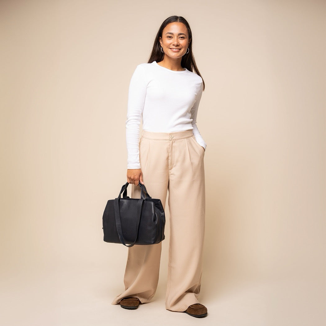 Sac Porté Épaule en Cuir Bleu Marine Nerissa
