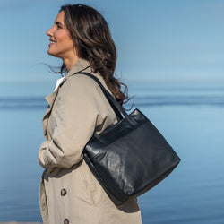 Leather Shopper Black Nola
