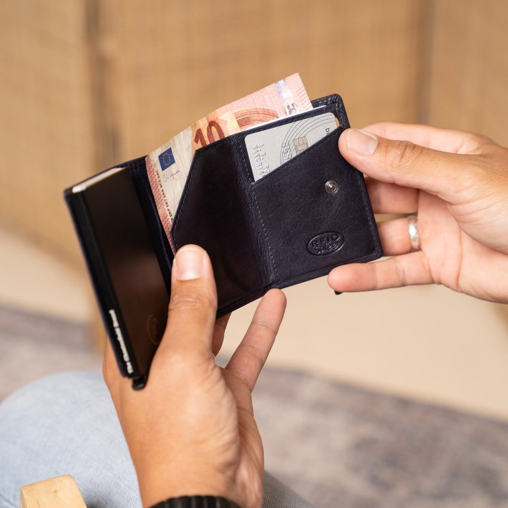 Leather Card Holder Navy Paris