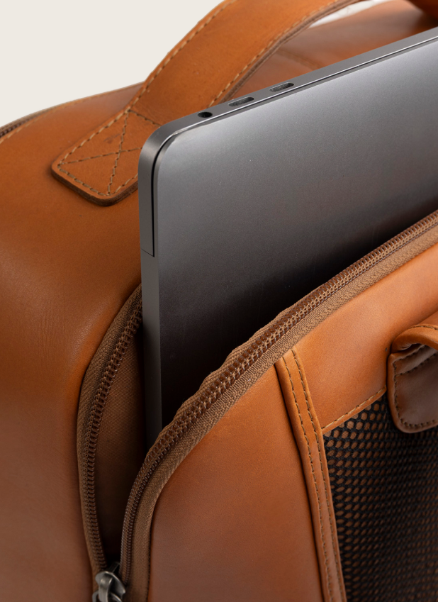 Reinforced Laptop Compartment